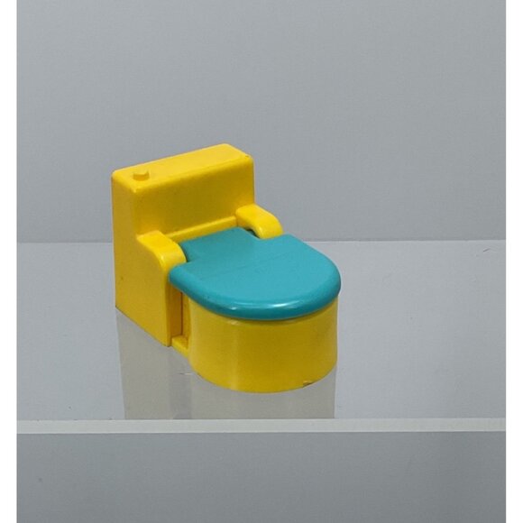 Vintage Fisher-Price Little People Bathroom Toilet Kids Toy - Picture 1 of 5